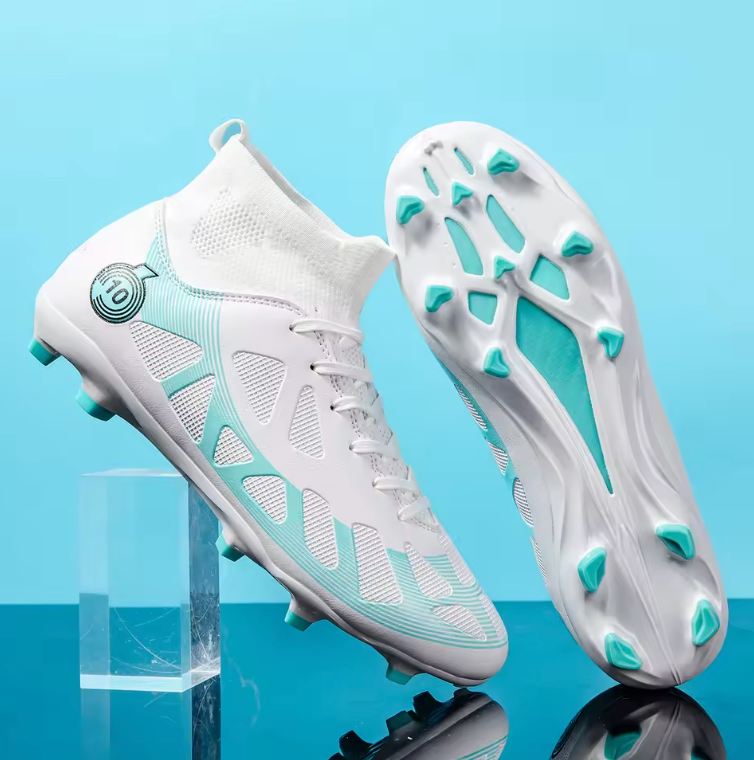 Fußballschuhe in verschiedenen Designs