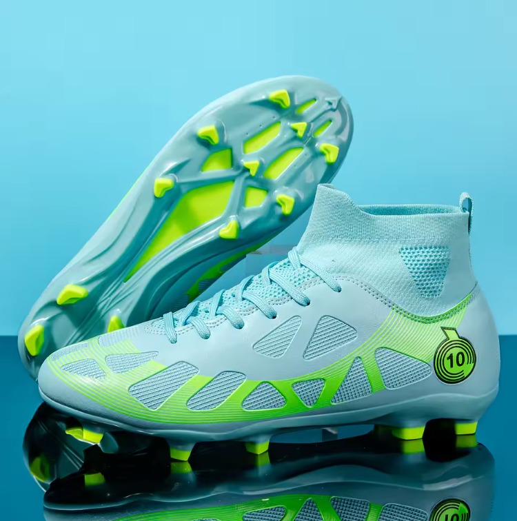 Fußballschuhe in verschiedenen Designs